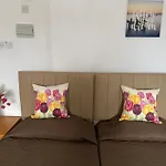 Terpsithea Apartment *