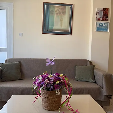 Terpsithea Apartment