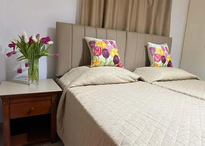 Terpsithea * Ajia Napa