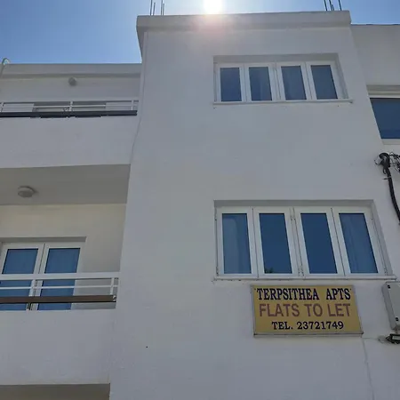 Terpsithea 아파트